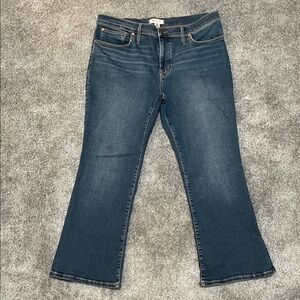 EC Madewell Midrise Kick Out Medium Wash Jeans - Size 33